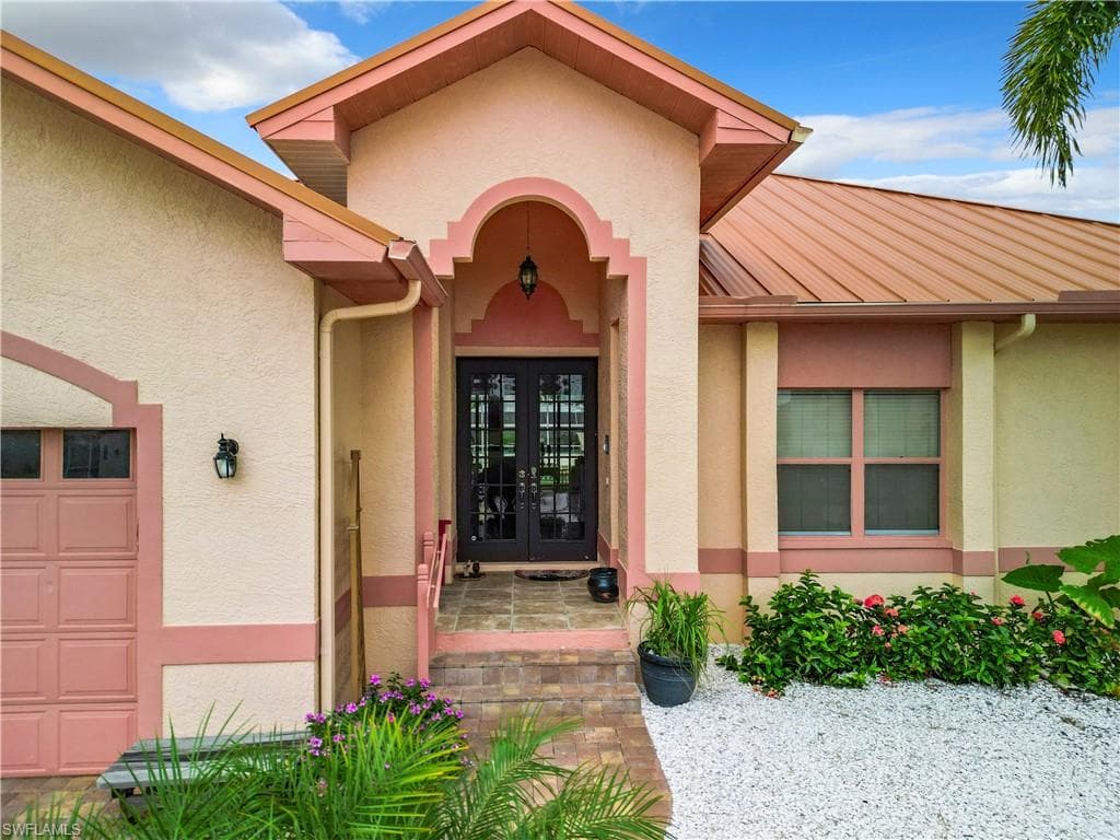 2389 Cherimoya Ln, St. James City, FL 33956-5