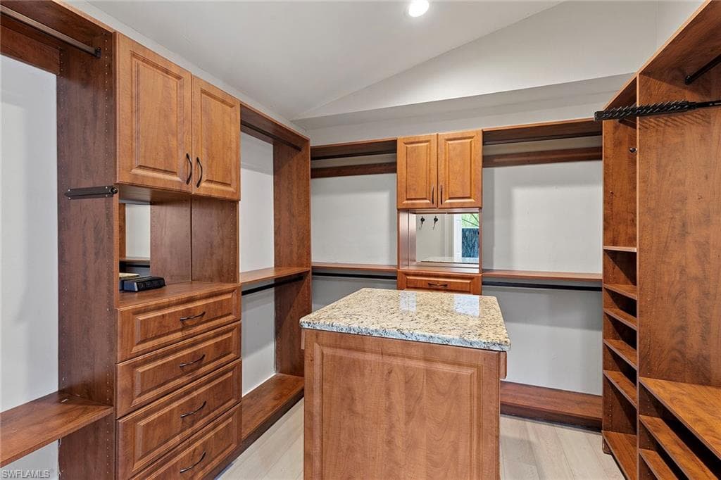 2322 River Reach Dr, Naples, FL 34104-17