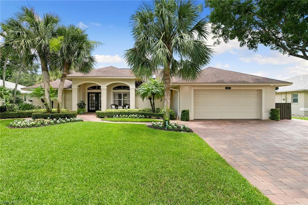 2322 River Reach Dr, Naples, FL 34104-1