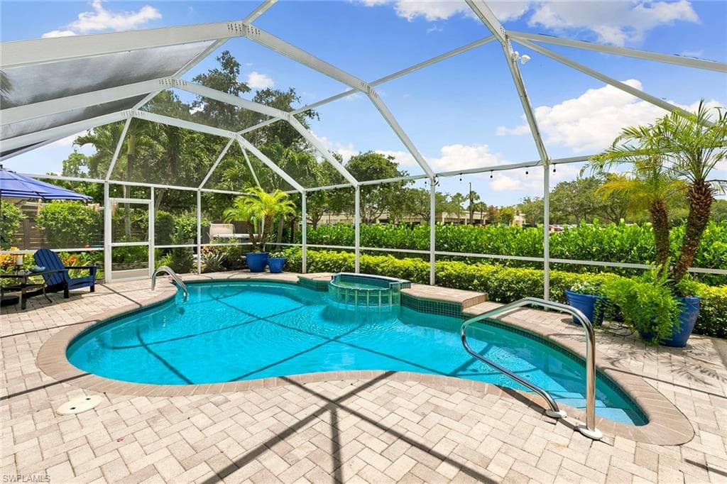 2322 River Reach Dr, Naples, FL 34104-22