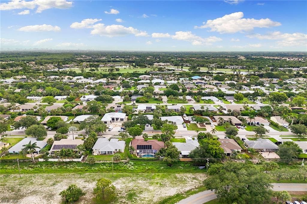 2322 River Reach Dr, Naples, FL 34104-36