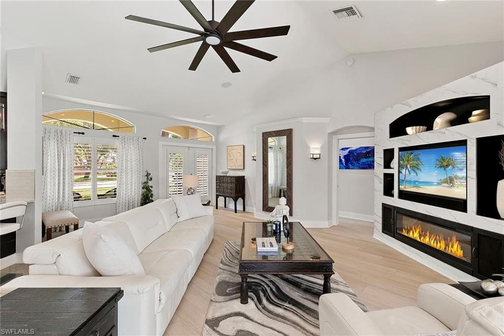 2322 River Reach Dr, Naples, FL 34104-7