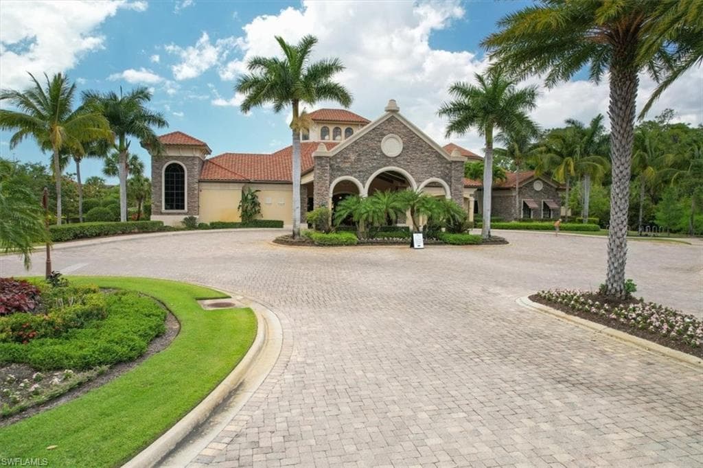 9830 Giaveno Cir 1622, Naples, FL 34113-30