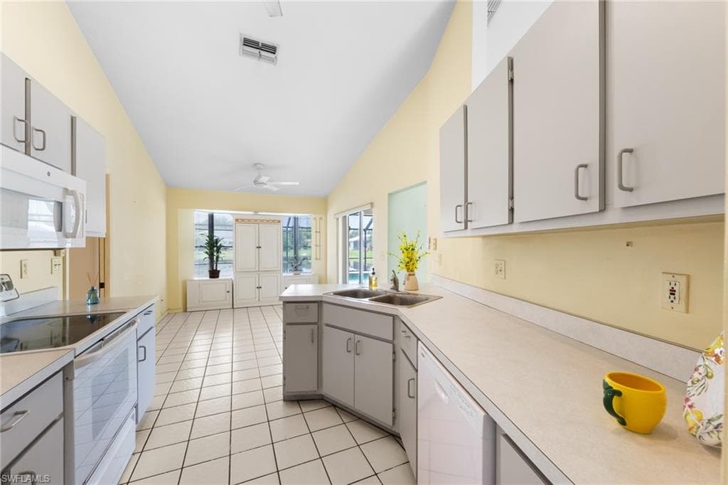 9366 Pineapple Rd, Fort Myers, FL 33967-24