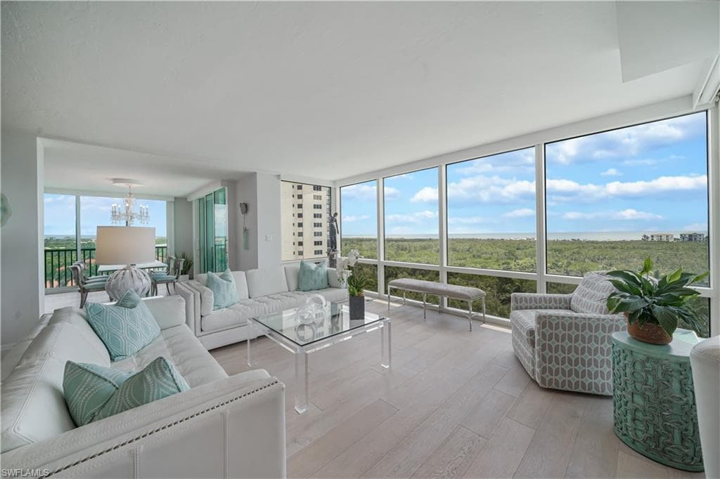 7515 Pelican Bay Blvd 8a, Naples, FL 34108-13