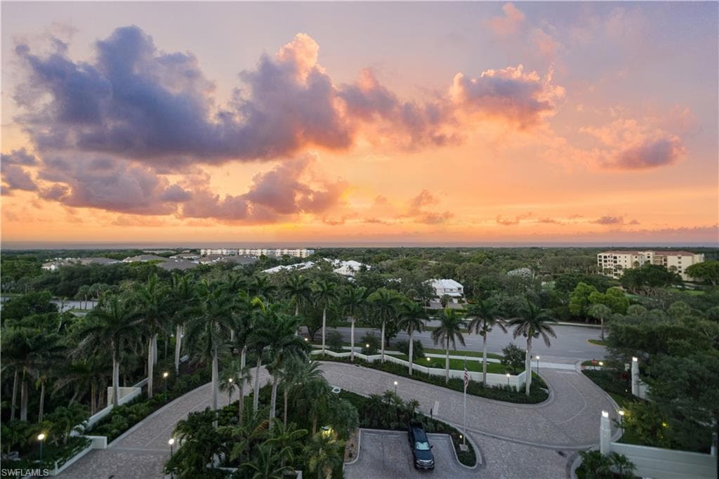 7515 Pelican Bay Blvd 8a, Naples, FL 34108-26