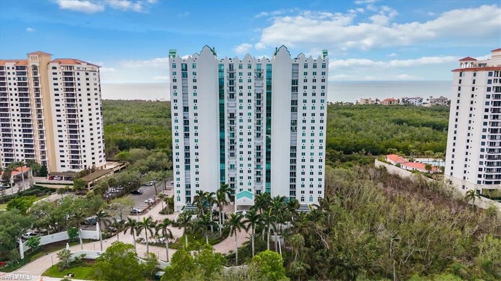 7515 Pelican Bay Blvd 8a, Naples, FL 34108-28
