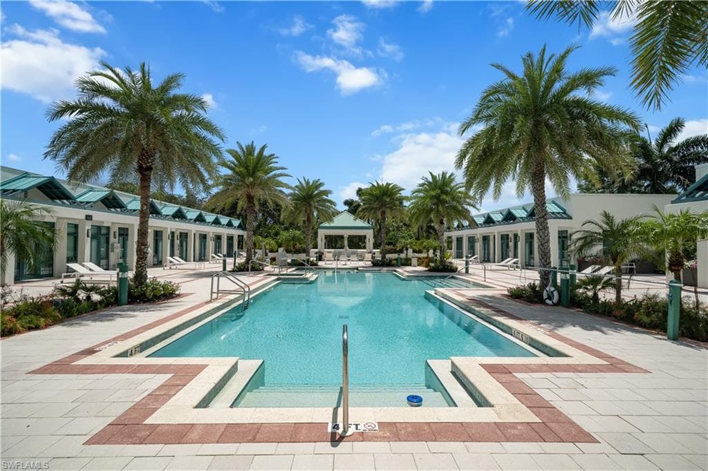 7515 Pelican Bay Blvd 8a, Naples, FL 34108-40