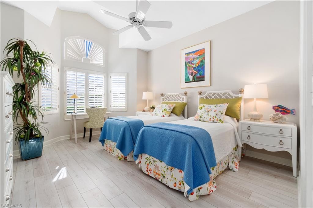 15259 Devon Green Ln, Naples, FL 34110-18
