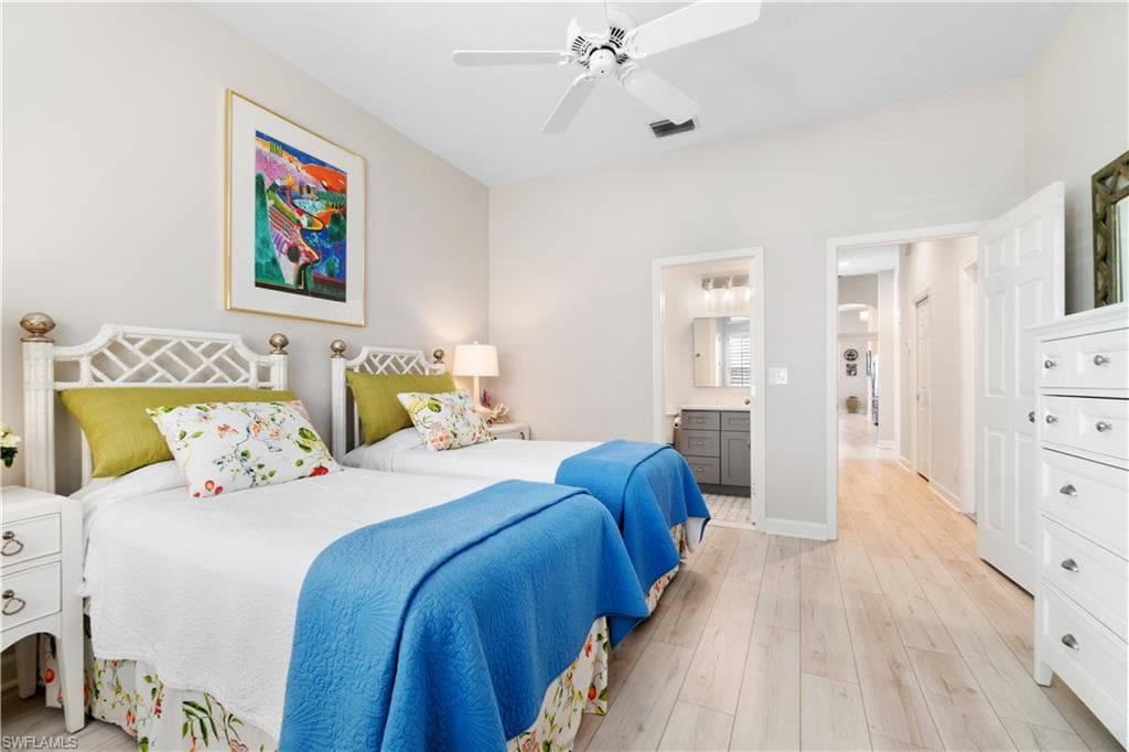 15259 Devon Green Ln, Naples, FL 34110-19
