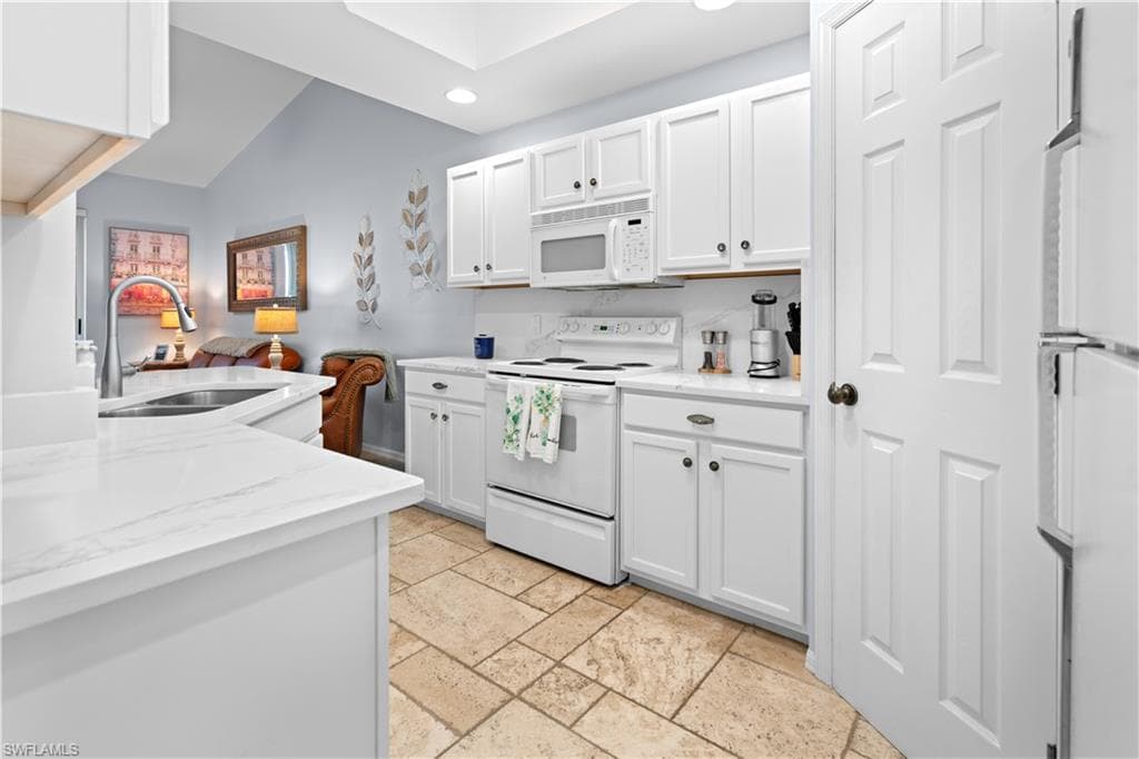 14967 Rivers Edge Ct 204, Fort Myers, FL 33908-9