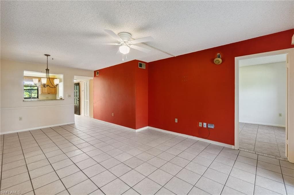 4198 27th Ct SW 105, Naples, FL 34116-13