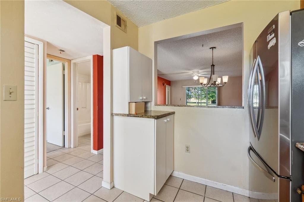 4198 27th Ct SW 105, Naples, FL 34116-15