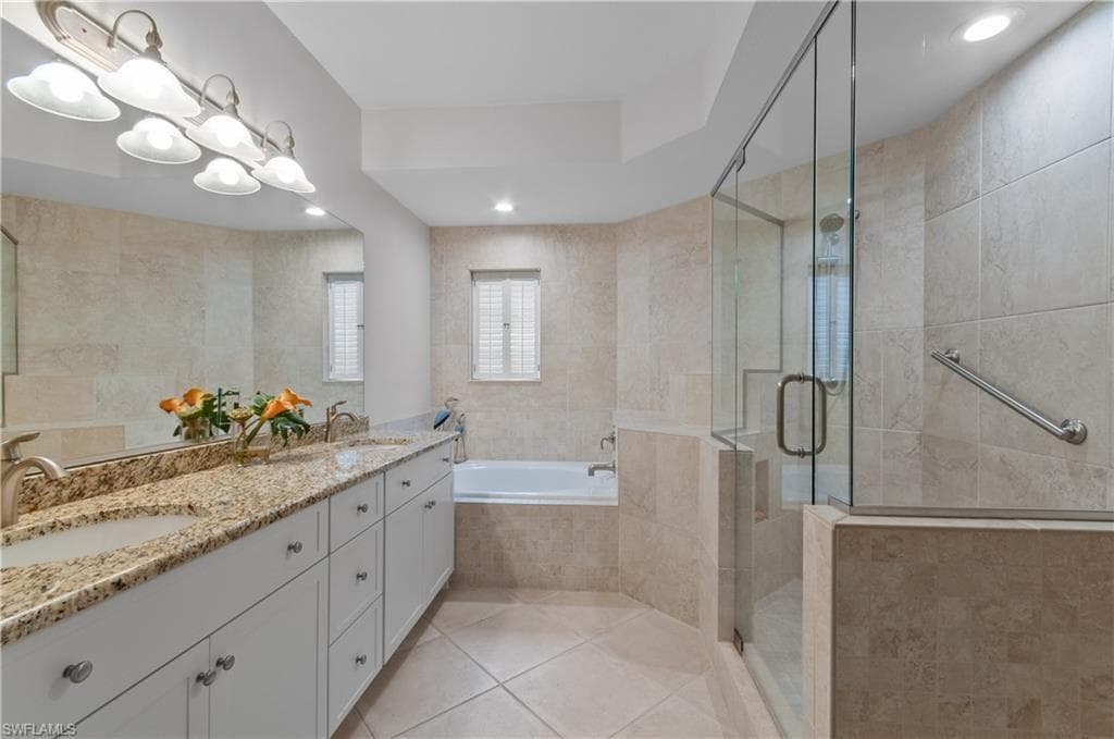 7120 Timberland Cir 101, Naples, FL 34109-20