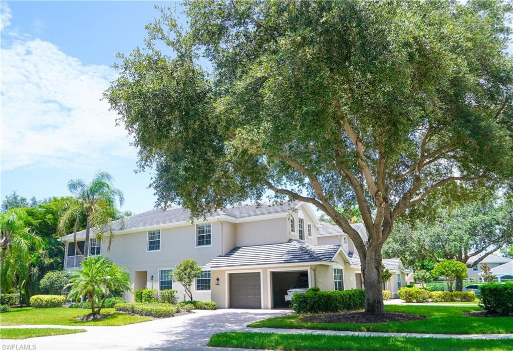 7120 Timberland Cir 101, Naples, FL 34109-28