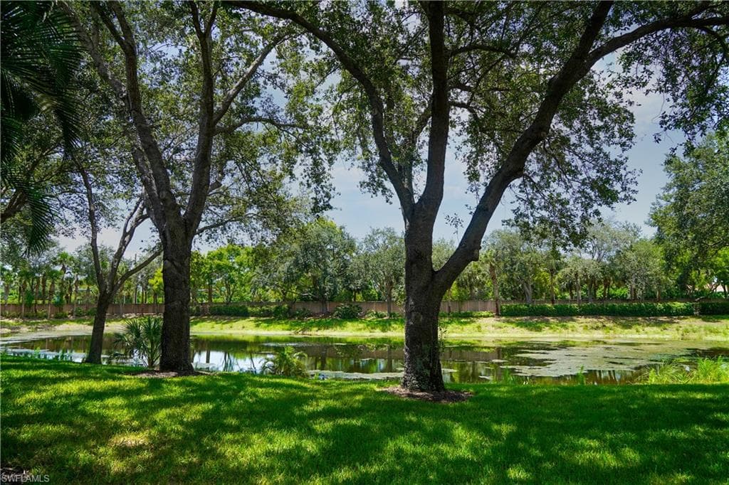 7120 Timberland Cir 101, Naples, FL 34109-29