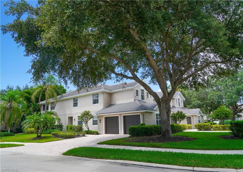 7120 Timberland Cir 101, Naples, FL 34109-32