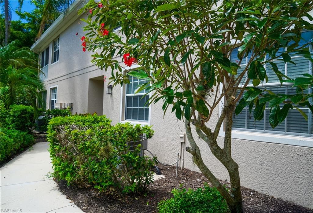 7120 Timberland Cir 101, Naples, FL 34109-33