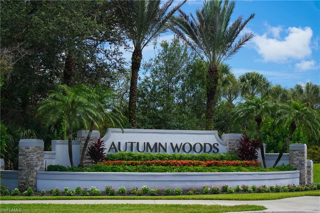 7120 Timberland Cir 101, Naples, FL 34109-34