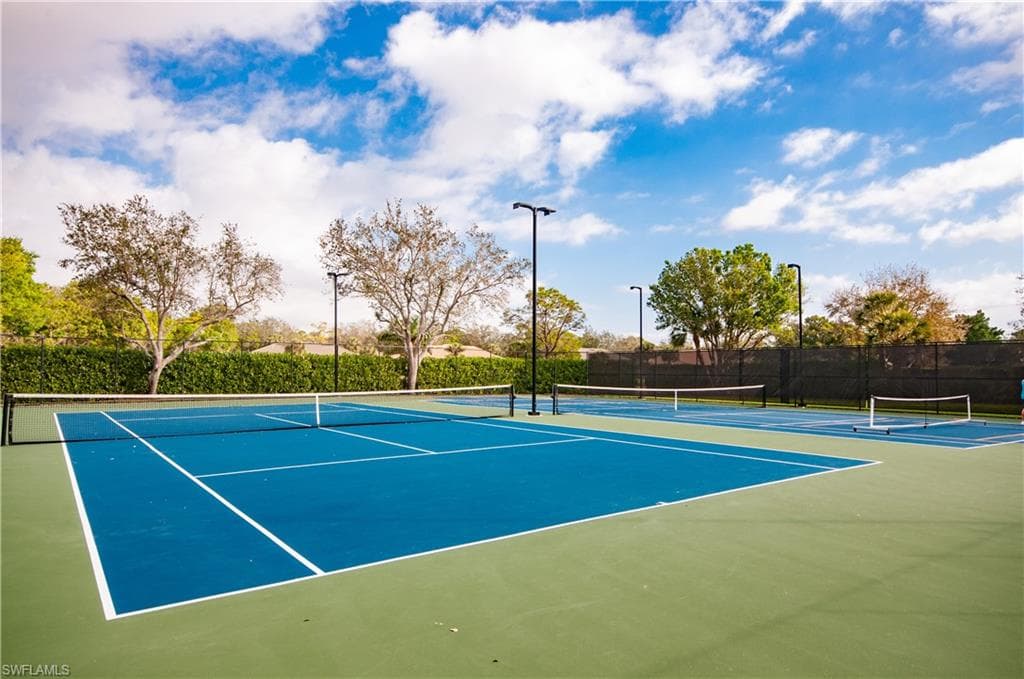 7120 Timberland Cir 101, Naples, FL 34109-38