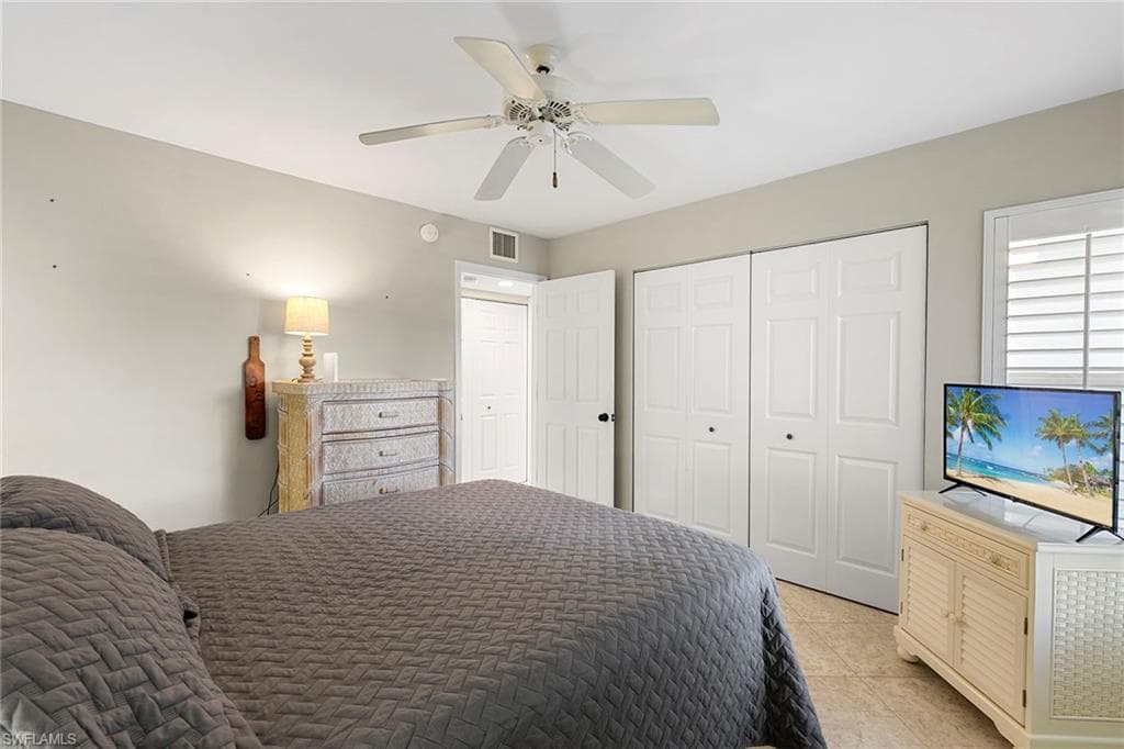 991 Barfield Dr 204, Marco Island, FL 34145-21