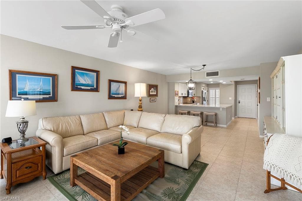 991 Barfield Dr 204, Marco Island, FL 34145-6