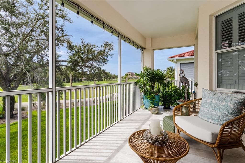 650 Lalique Cir 308, Naples, FL 34119-23