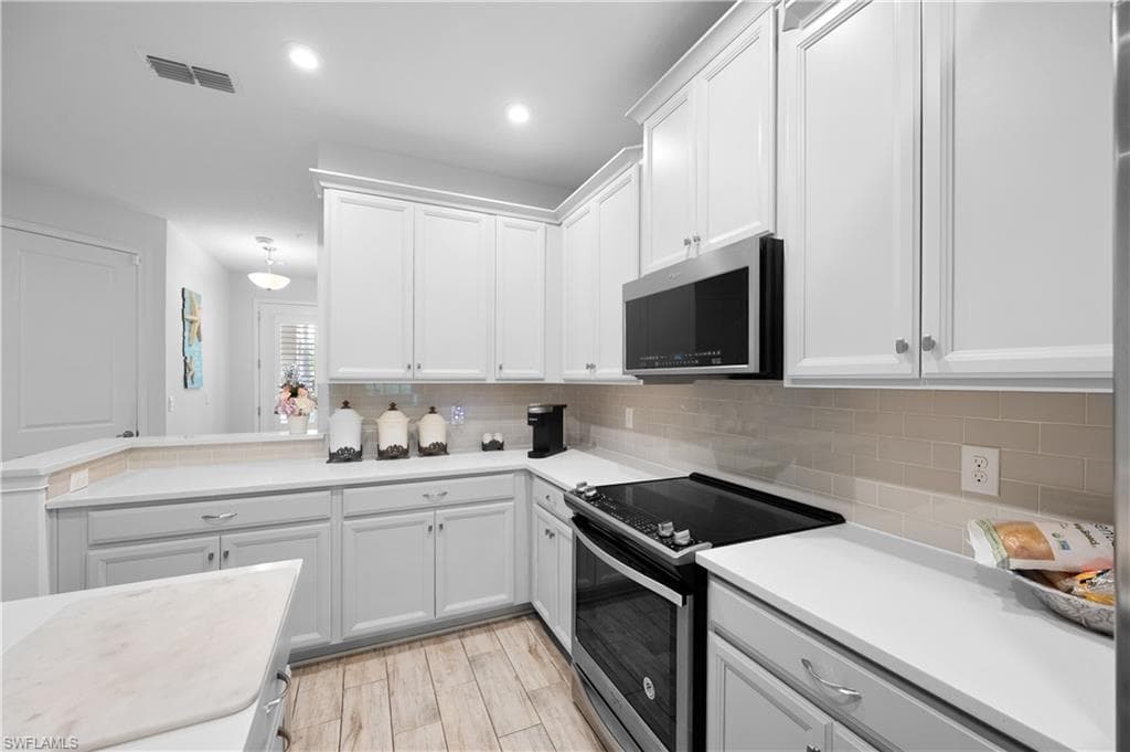 4619 Arboretum Cir 102, Naples, FL 34112-22