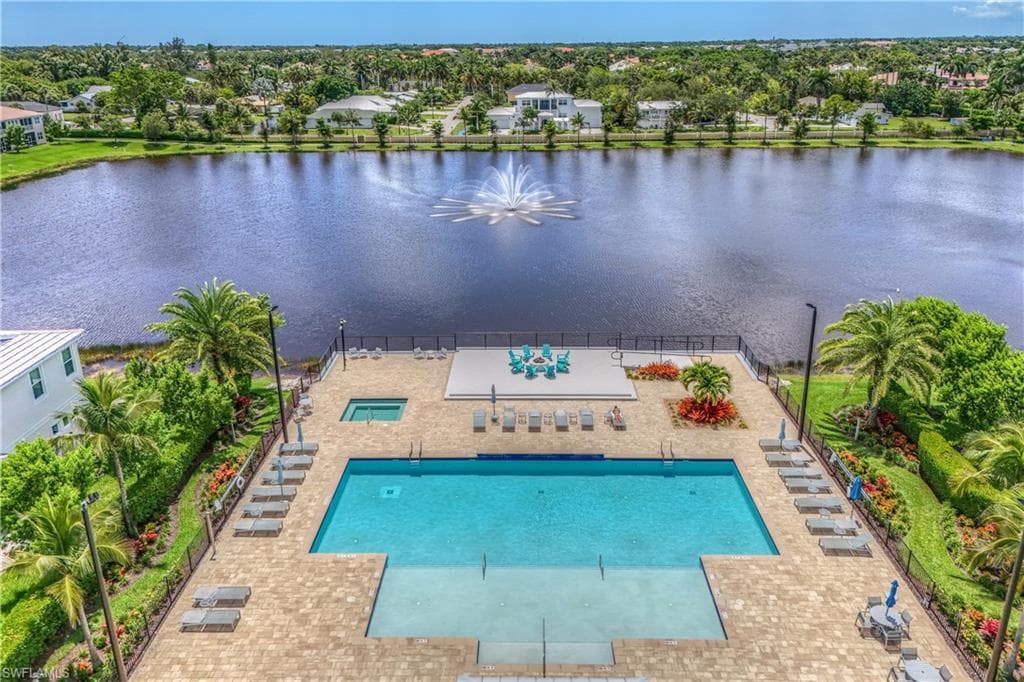 4619 Arboretum Cir 102, Naples, FL 34112-6