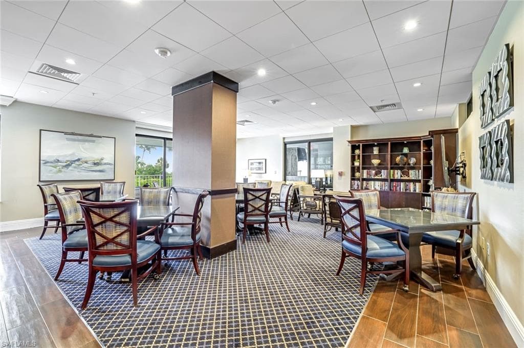 300 Collier Blvd 303, Marco Island, FL 34145-30