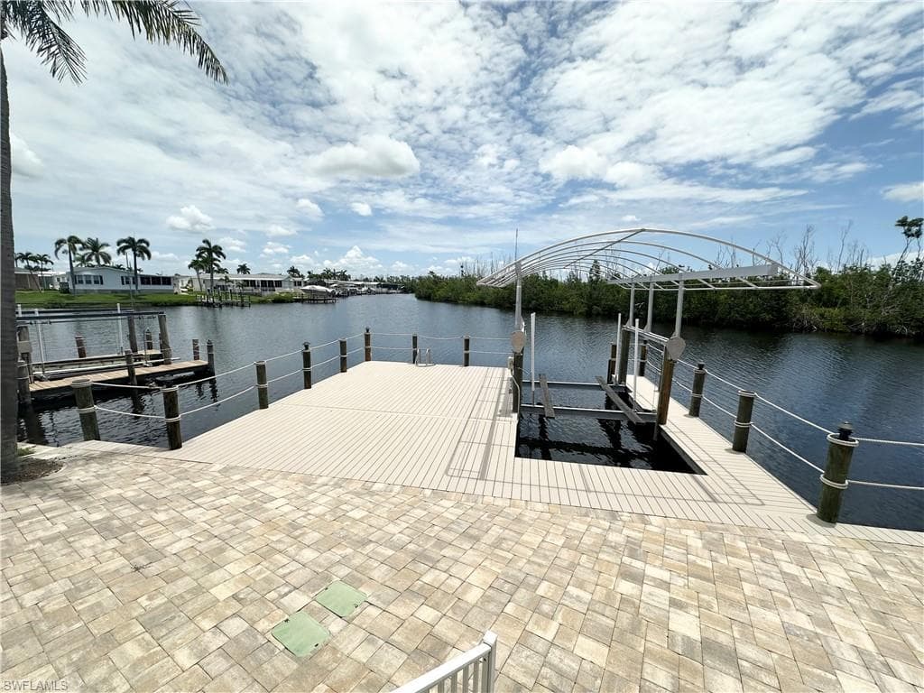 17791 Bryan Ct, Fort Myers Beach, FL 33931-9