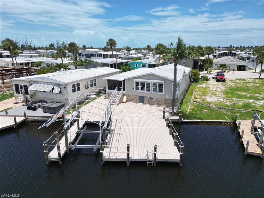 17791 Bryan Ct, Fort Myers Beach, FL 33931-7