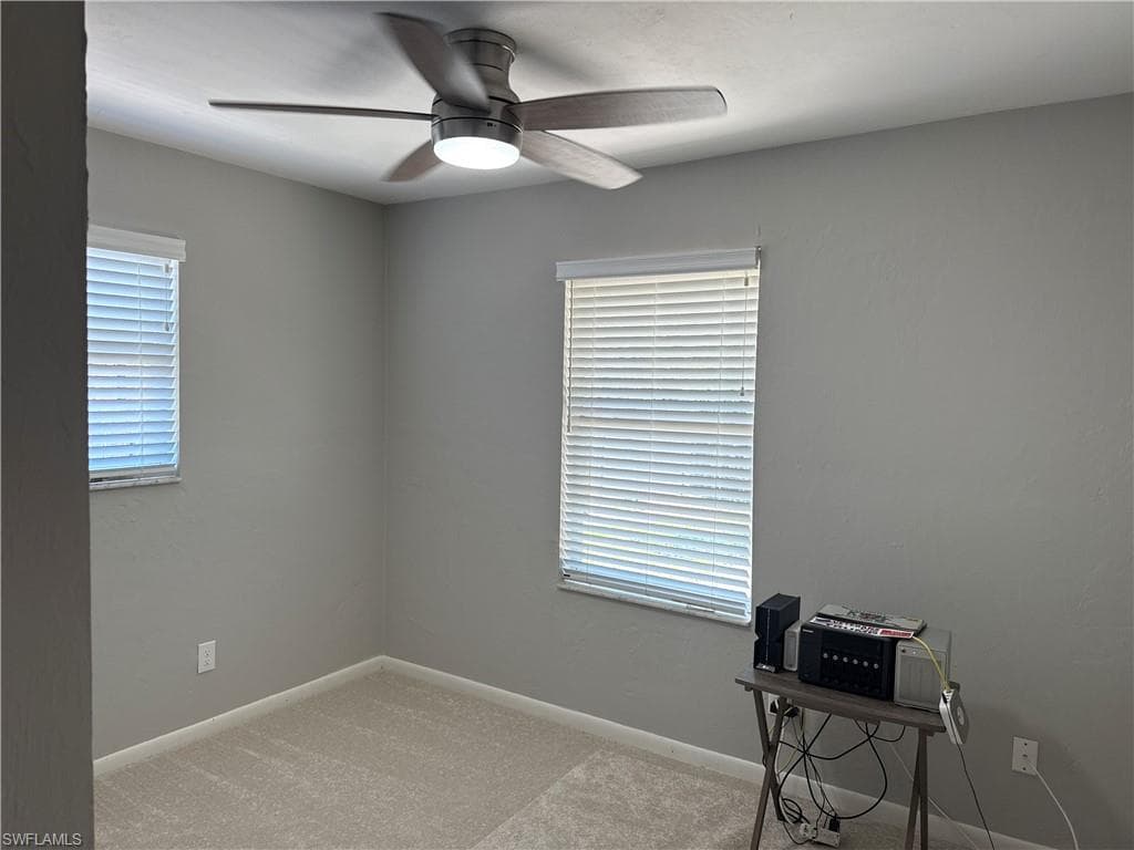 5422 Hardee St, Naples, FL 34113-9