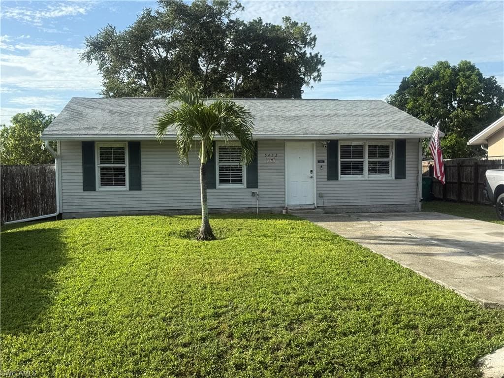 5422 Hardee St, Naples, FL 34113-10
