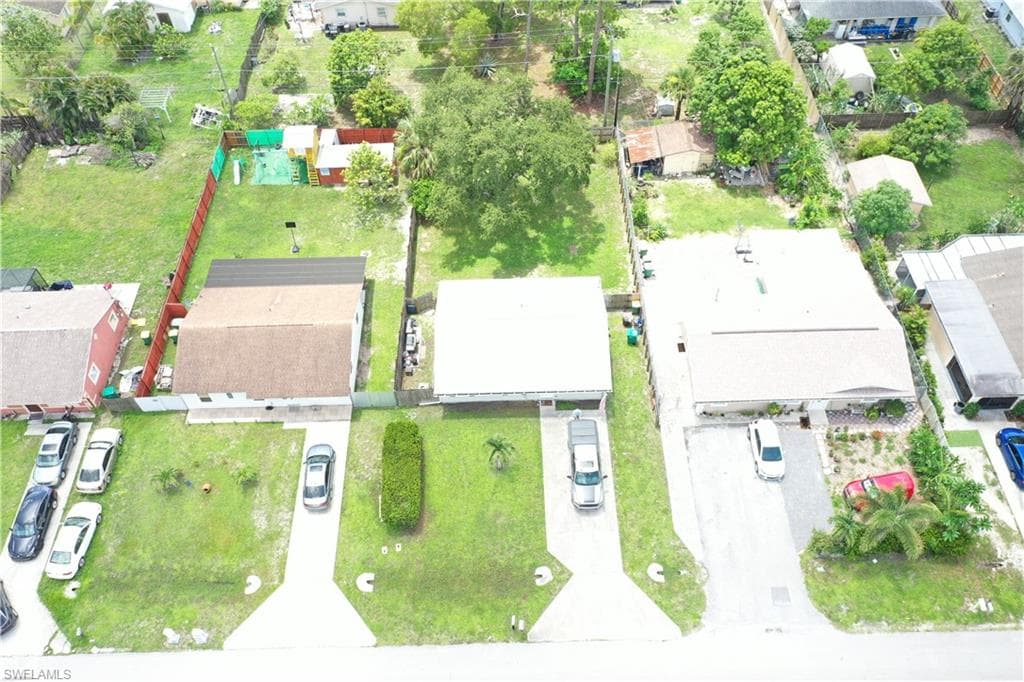 5422 Hardee St, Naples, FL 34113-17