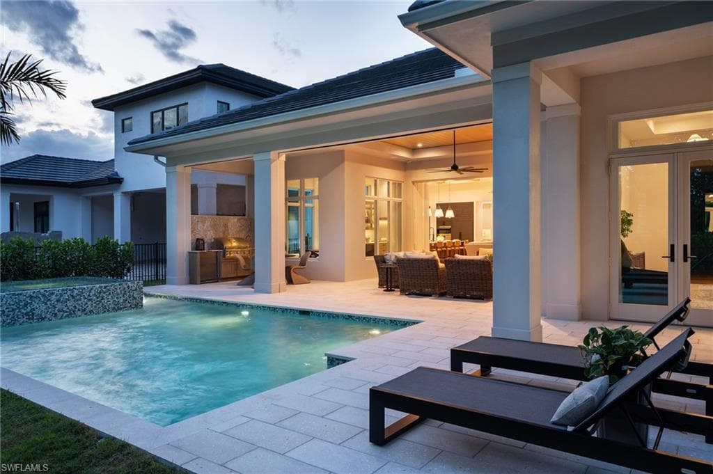 6638 Palisades Ave, Naples, FL 34109-26