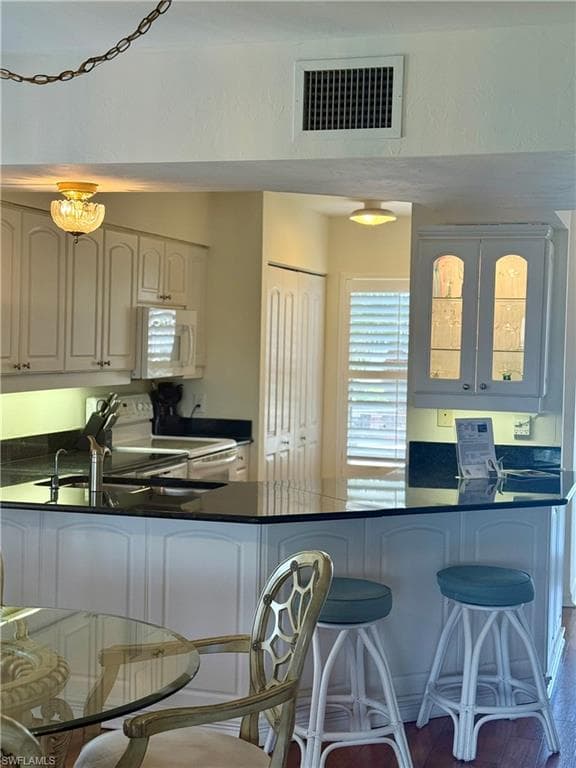 991 Barfield Dr 101, Marco Island, FL 34145-15