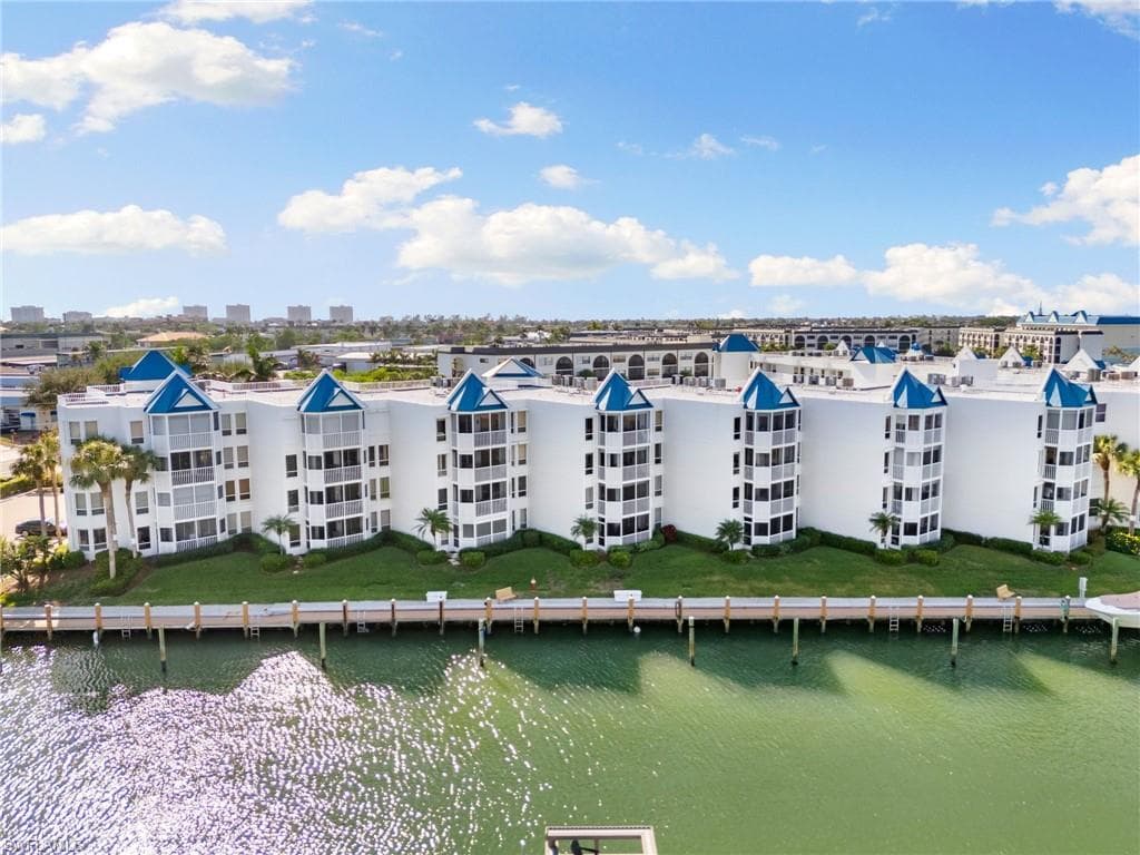 991 Barfield Dr 101, Marco Island, FL 34145-1