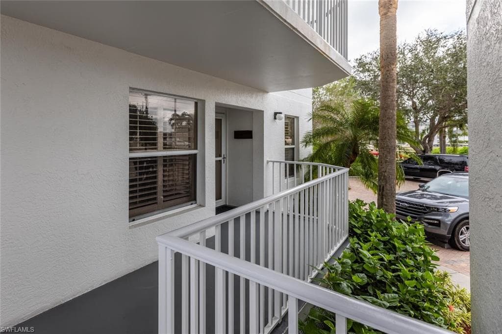 991 Barfield Dr 101, Marco Island, FL 34145-23