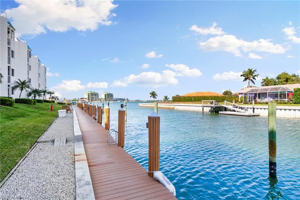 991 Barfield Dr 101, Marco Island, FL 34145-3