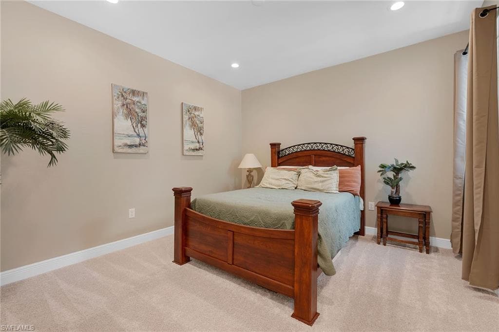 2543 Seychelles Dr 606, Naples, FL 34112-22