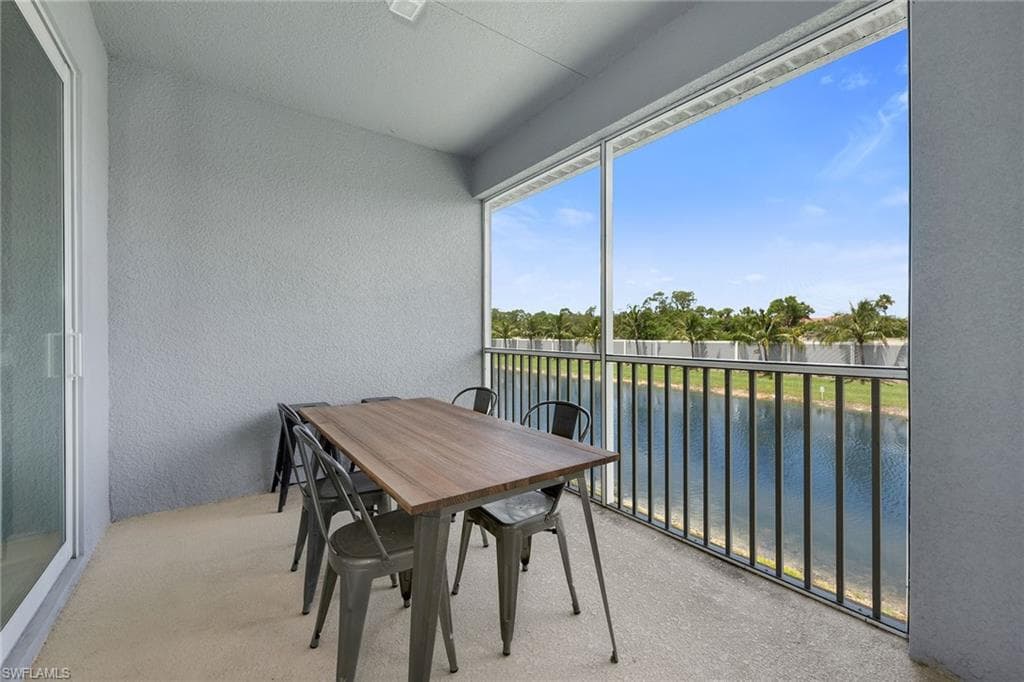 2543 Seychelles Dr 606, Naples, FL 34112-28