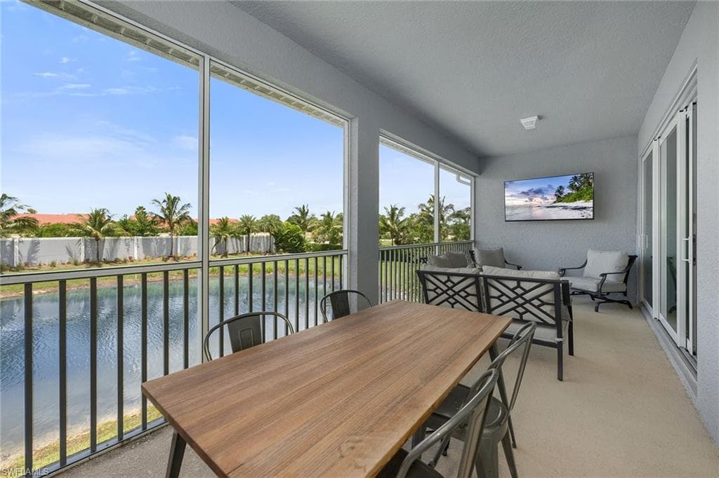 2543 Seychelles Dr 606, Naples, FL 34112-29