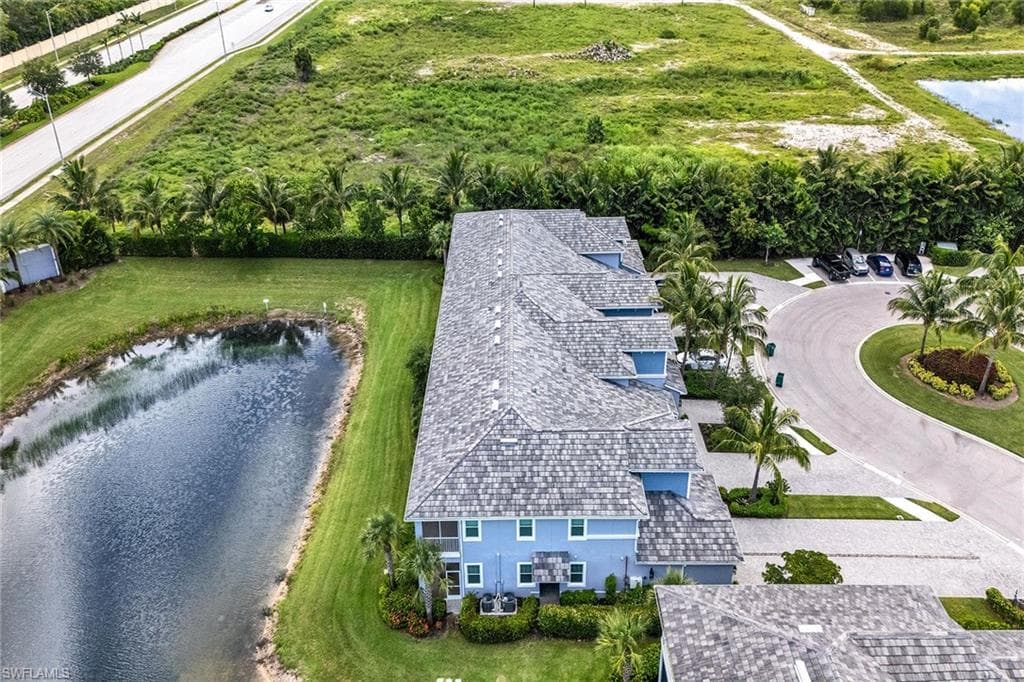 2543 Seychelles Dr 606, Naples, FL 34112-35