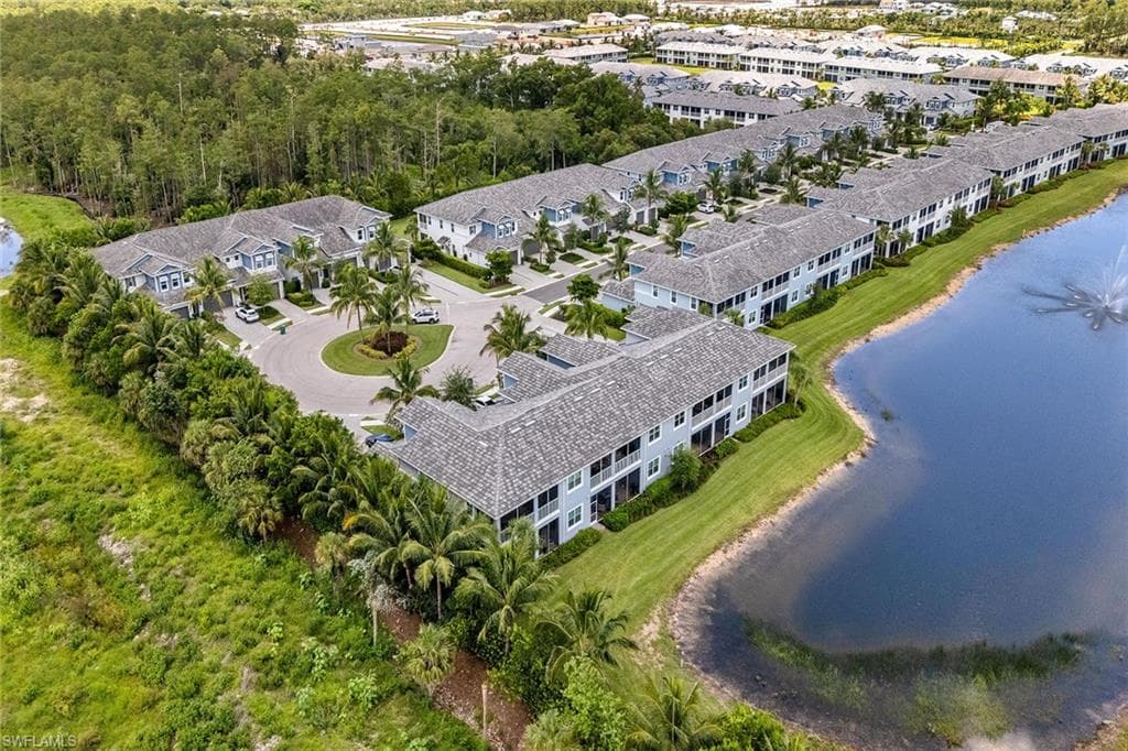 2543 Seychelles Dr 606, Naples, FL 34112-38