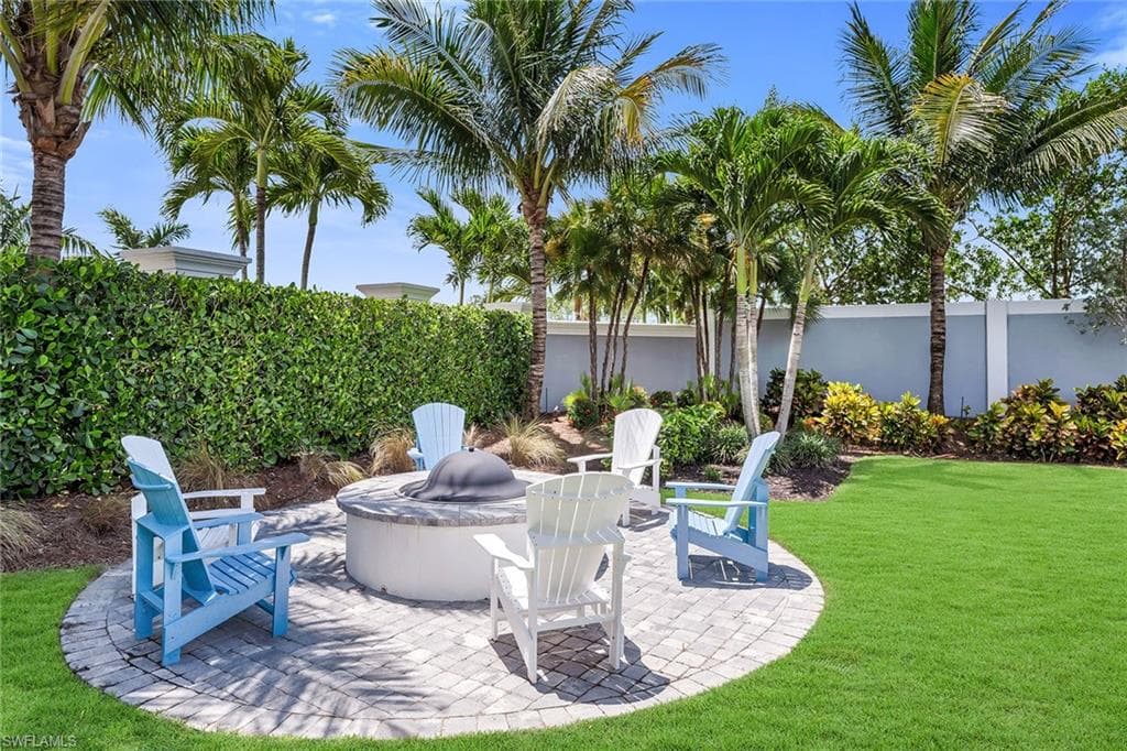 2543 Seychelles Dr 606, Naples, FL 34112-43