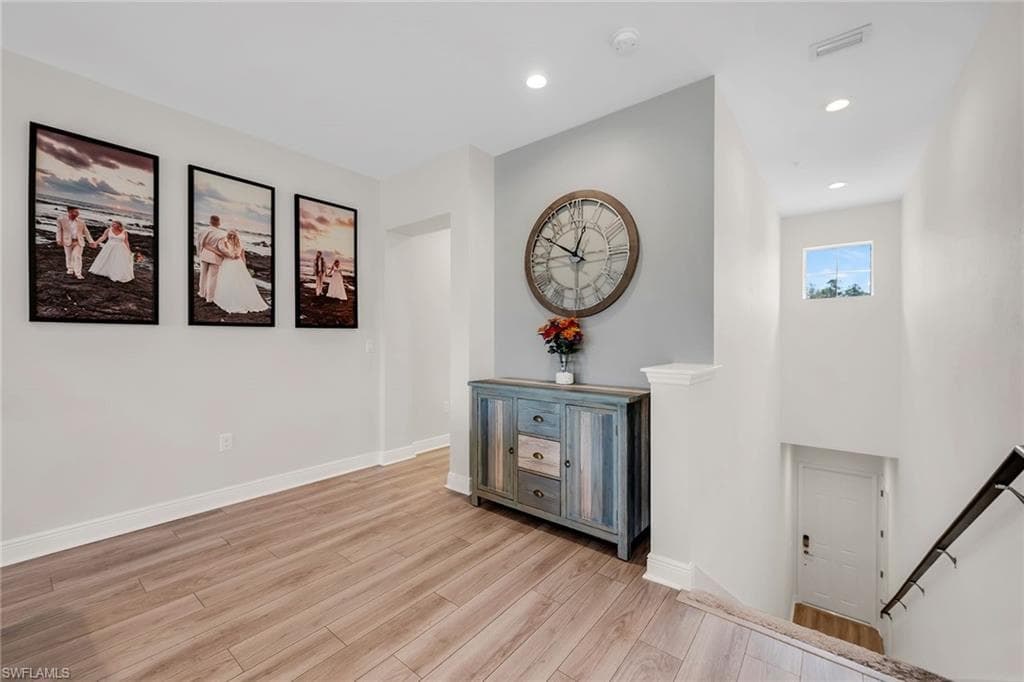 2543 Seychelles Dr 606, Naples, FL 34112-49