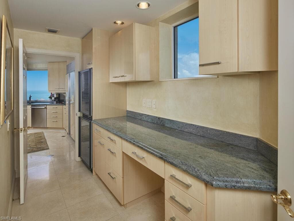 7225 Pelican Bay Blvd 2205, Naples, FL 34108-12