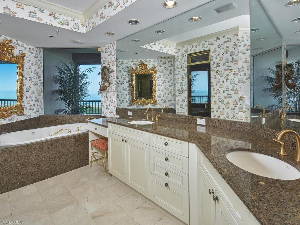 7225 Pelican Bay Blvd 2205, Naples, FL 34108-14