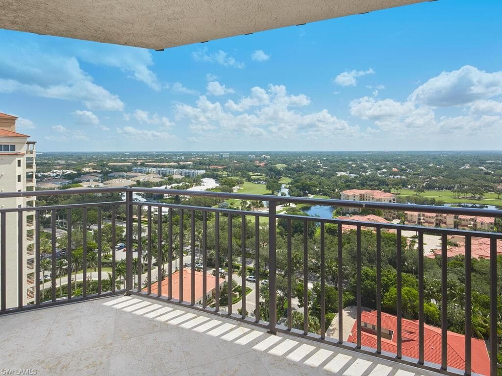 7225 Pelican Bay Blvd 2205, Naples, FL 34108-17